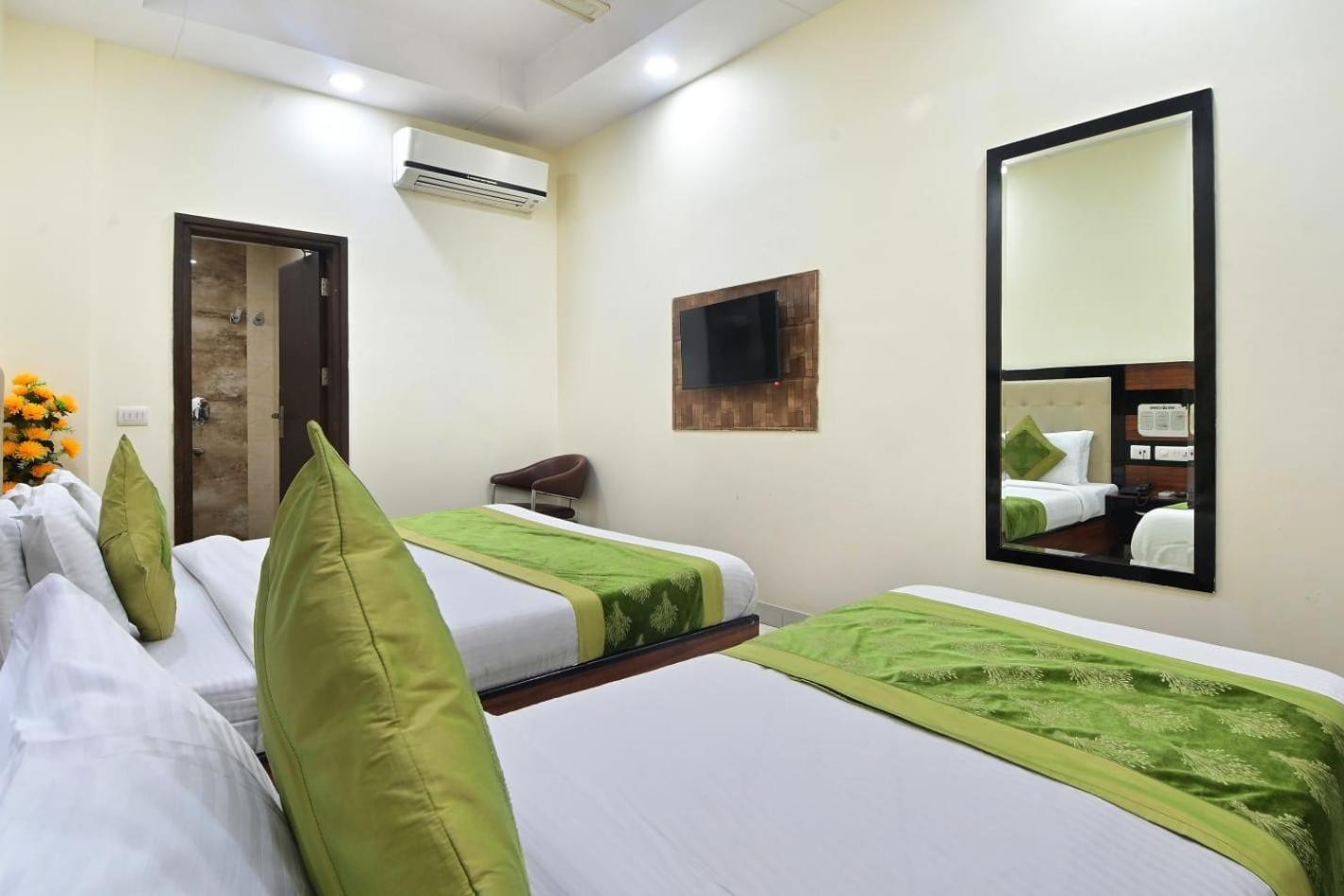 Hotel Emporio View - New Delhi Railway Station - Paharganj Dış mekan fotoğraf