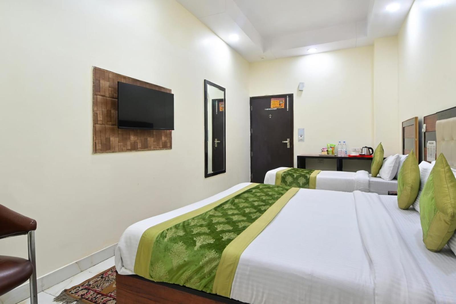 Hotel Emporio View - New Delhi Railway Station - Paharganj Dış mekan fotoğraf